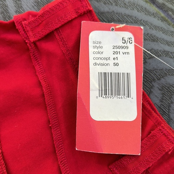 Esprit Shorts - NWT - Picture 3 of 4